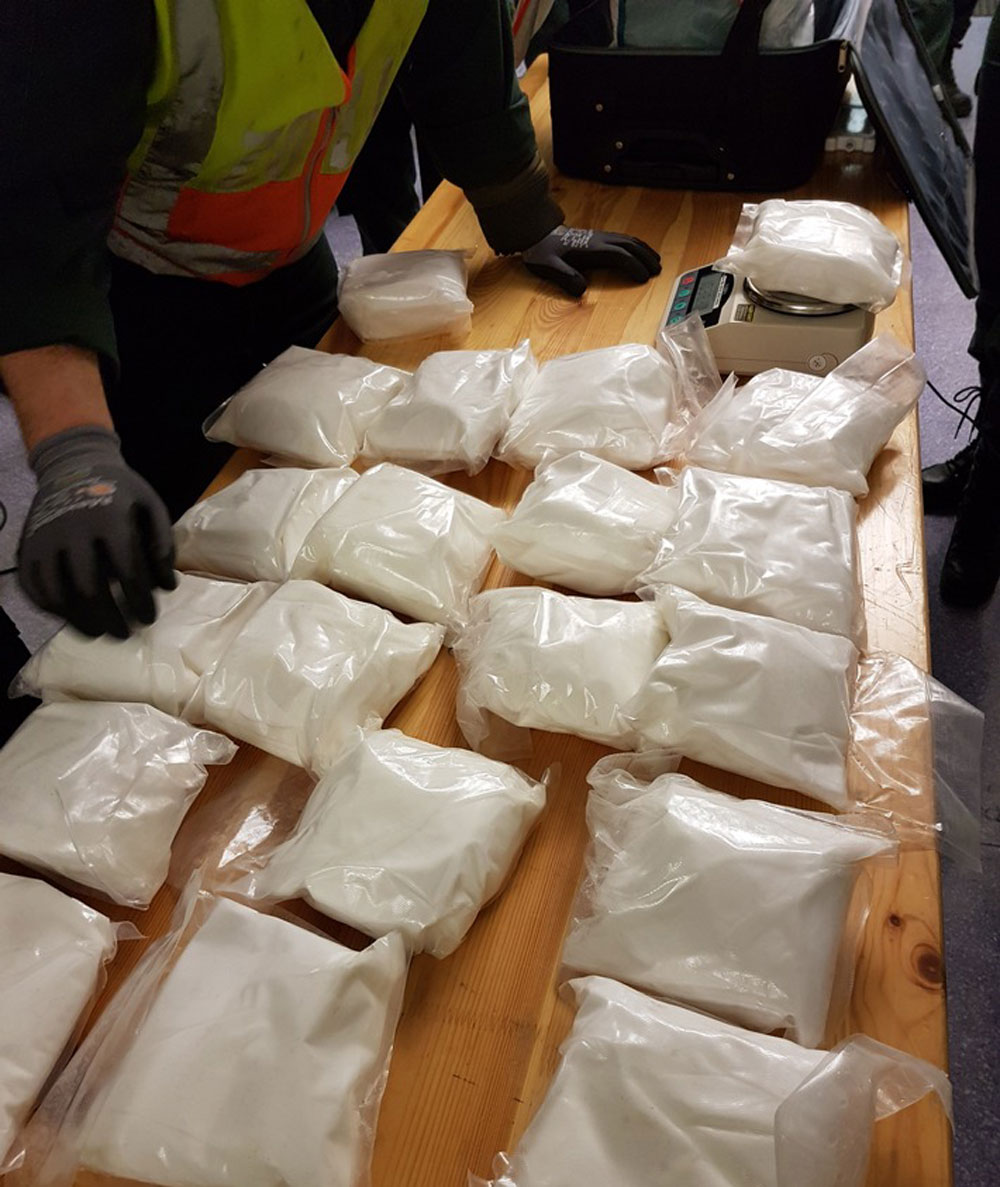 Der Inhalt der Kühltasche: 20 Kilo Speed. Foto: Polizei