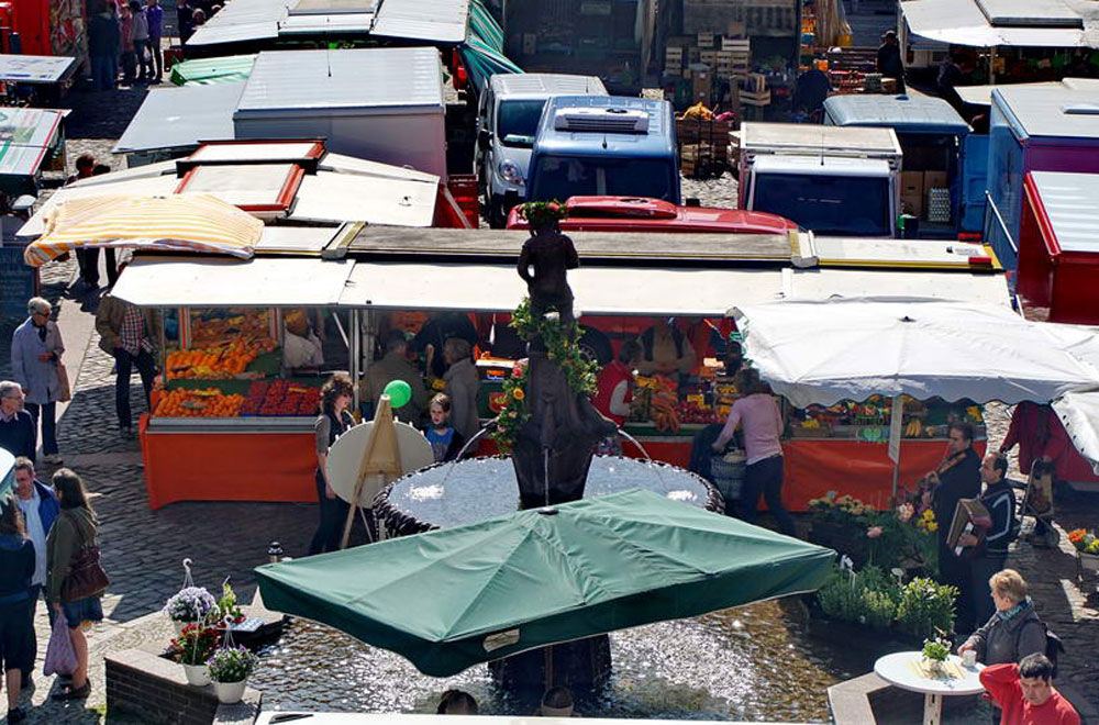 Der Oldesloer Wochenmarkt. Foto: Archiv