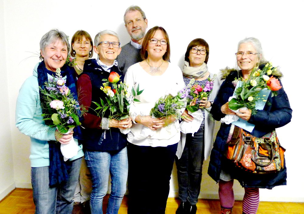 Der frisch gewählte Vorstand des DKSB Stormarn e.V.(v.l.): Vera Siebert, Christiane Kohrs, Ula Tesdorp, Norbert Muras, Birgitt Zabel, Gabi Rebentisch, Ives Behre Nicht auf dem Bild: Annegret Kolditz, Ursula Stielau Foto: Witsch/DKSB/hfr